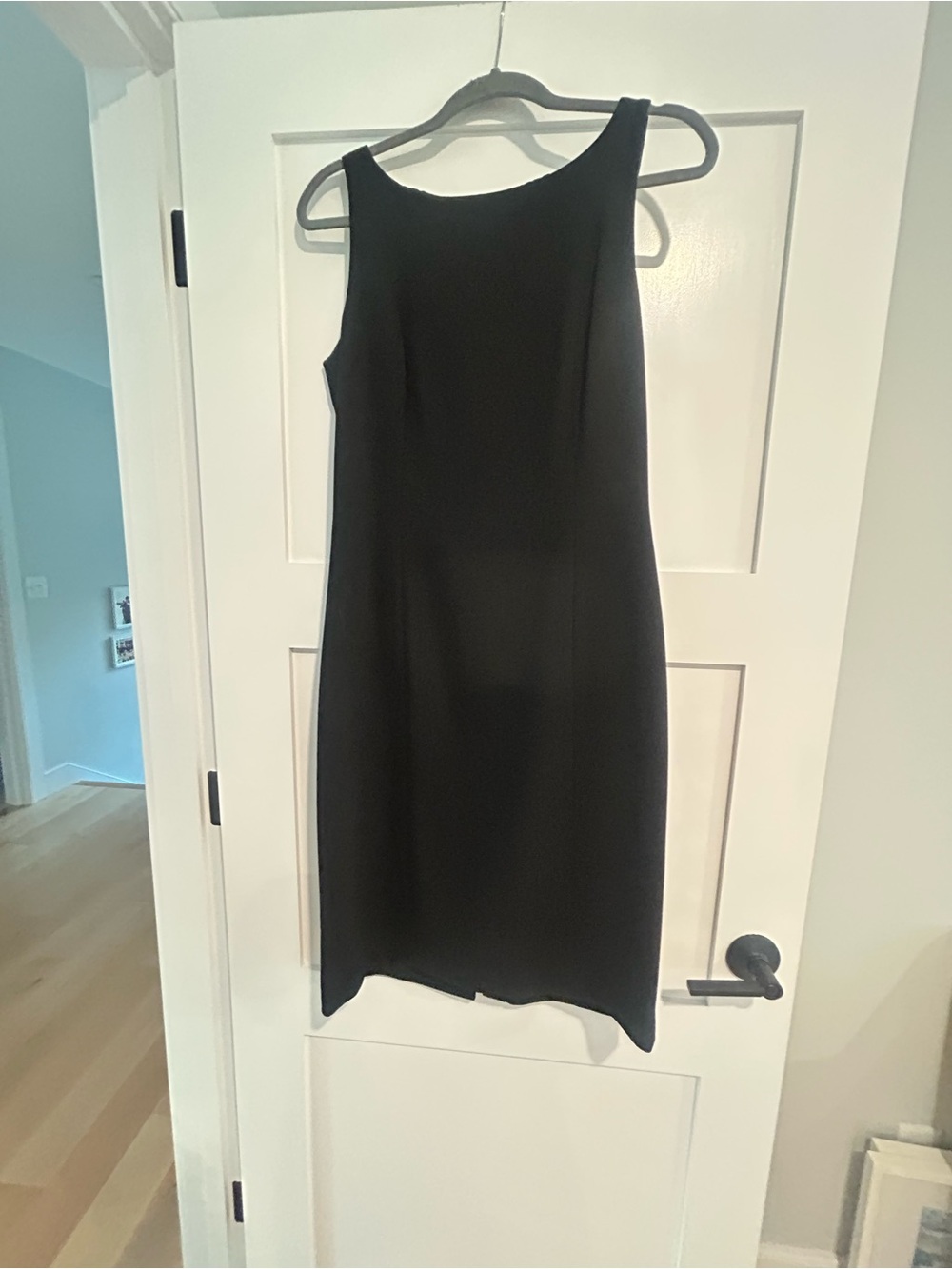 Ann Taylor Black Sleeveless Midi Sheath Dress